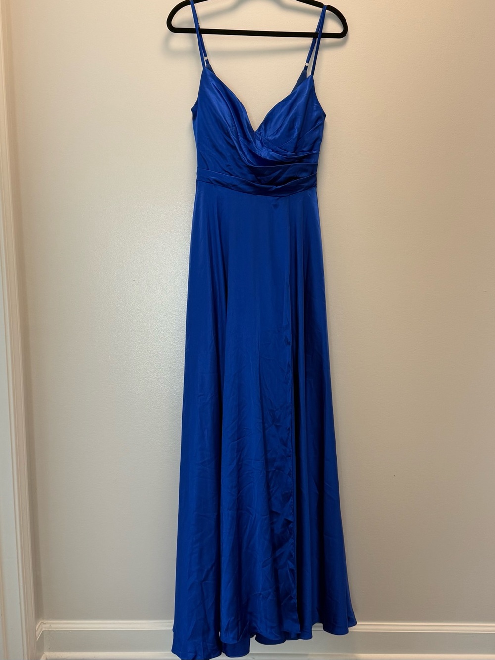 Elegant Royal Blue Spaghetti Strap Evening Dress